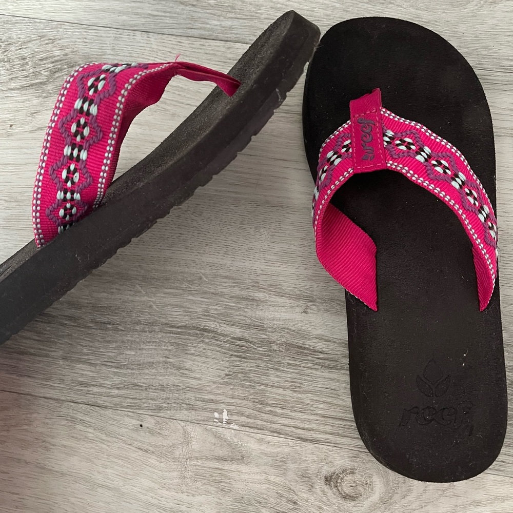 Reef Sandy flip flop sandals size 7